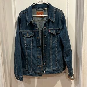 Levi’s trucker Jean jacket in dark wash